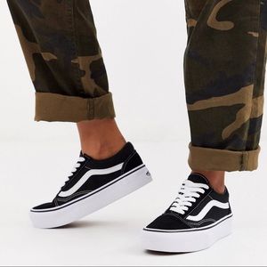 Black old skool platform vans